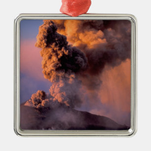 EU, Italien, Sizilien, Mt. Etna Gipfelkrater Silbernes Ornament