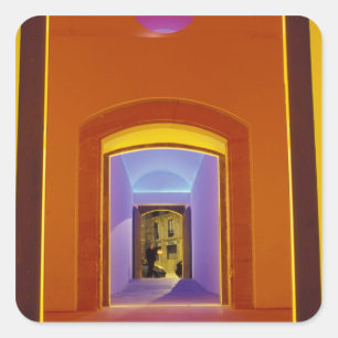 EU, Spanien, Barcelona. Türe nahe Picasso Quadratischer Aufkleber