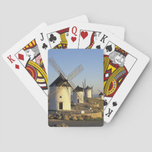 EU, Spanien, La Mancha, Consuegra. Windmühlen und Spielkarten