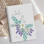 Eukalyptus Botanisches Monogramm Planer<br><div class="desc">Die botanische Aquarellabdeckung des Lavendels Eukalyptus wird von den Blume der Aquarellfarben verziert und kann mit dem Namen und dem Anfangsnamen personalisiert werden. Sehen Sie sich unsere komplette Produktpalette in unserem Zazzle-Shop an.</div>