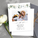 Eukalyptus Glow Foto Save the Date 2<br><div class="desc">** SATIN PAPIER IST PAPIERTHIN. AKTUALISIEREN SIE DAS PAPIER FÜR EIN BILDERPAPIER. HAT EINE OPTION FÜR ENVELOPES. *** Rette Geld auf formelle Einladungen mit dieser kleineren Einladung, die eine Option für Umschläge hat. Holen Sie sich Ihre Gäste mit Ihrem Eukalyptus Glow Foto für die phantastische Hochzeit bereit. Speichern Sie die...</div>