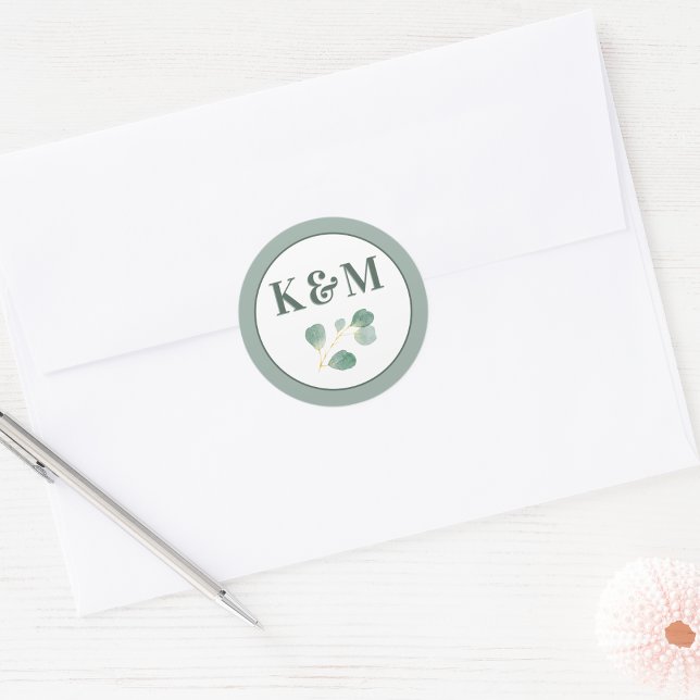 Eukalyptus Greenery Elegant Wedding Monogram Runder Aufkleber (Von Creator hochgeladen)