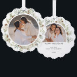 Eukalyptus-Grüne Weihnachten Ornament Karte<br><div class="desc">Stärken Sie Ihre Feierlichkeiten mit unserer "Botanischen Eukalyptus Greenery Custom Christmas Ornament Card". Diese exquisite Karte ist so konzipiert, dass sie das Wesen der Kerneleganz mit ihrem zarten Eukalyptusgrün und dem botanischen Aquarellkranz einfängt. Der minimale Blattkranz und das einfache, neutrale Weihnachtskartendesign schaffen ein Gefühl zeitloser Schönheit und machen es zu...</div>