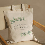 Eukalyptus Quinceanera Tragetasche<br><div class="desc">TIPP: In dieser Auflistung verfügbare Matching-Elemente. Unsere botanische Eukalyptusgeburtskollektion bietet Aquarellfolien und moderne Typografie in dunkelgrauem Text. Verwenden Sie die Schaltfläche "Anpassen", um den Stil und die Platzierung des Texts weiter zu ordnen und zu formatieren. Kann leicht für andere besondere Veranstaltungen wie Jubiläen, Babydusche, Geburtstagsparty, neues Baby, Taufen und mehr....</div>