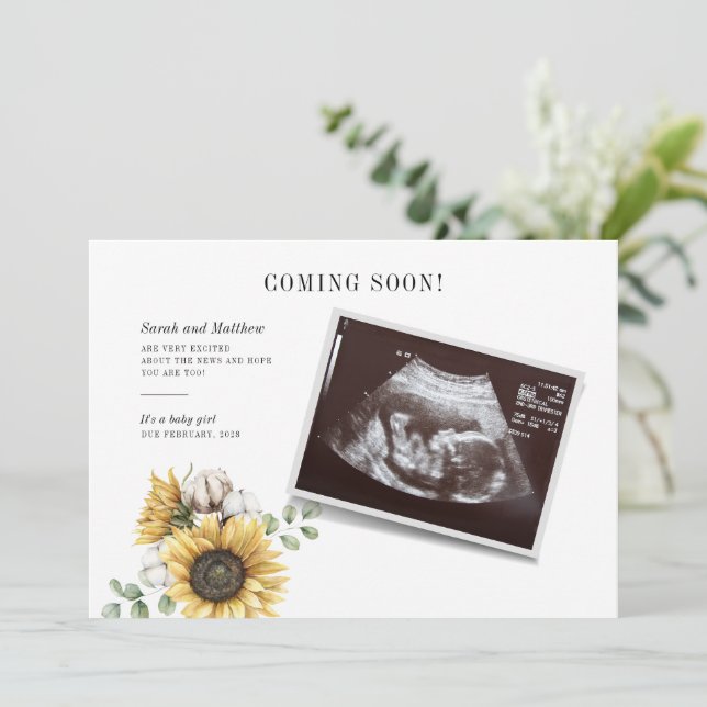 Eukalyptus sonogram Baby Reveal Ankündigung (Stehend Vorderseite)