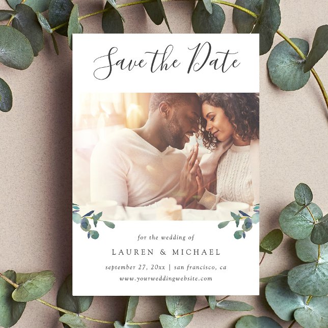 Eukalyptus-Wappen | Foto Aquarell Save The Date (An elegant photo save the date card with eucalyptus accents)