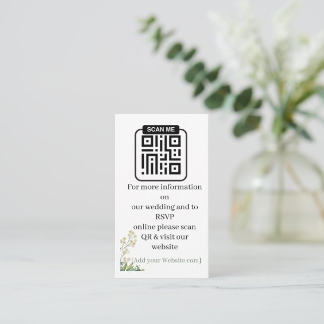 Eukalyptus & Weiße Blumen Botanische Hochzeit  Begleitkarte (Stehend Vorderseite)
