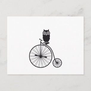 Eule auf altem Vintage-Fahrrad Postkarte