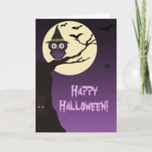 Eule auf der Halloween-Grußkarte des Baumes