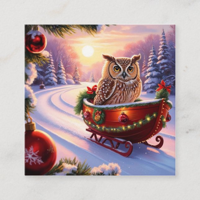 Eule auf einem Schlitten während der Ferien Quadratische Visitenkarte (Vorderseite)