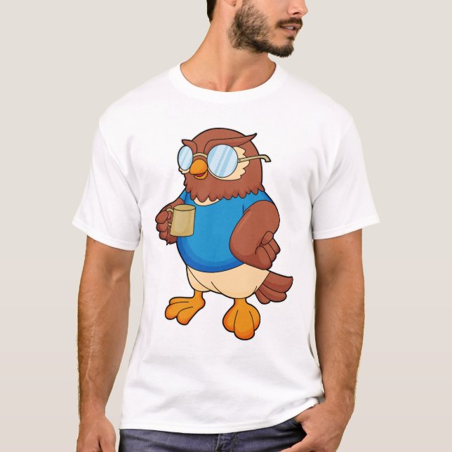 Eule mit Kaffee-Tasse T-Shirt (Vorderseite)