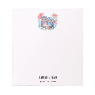 Eulen in der Liebe auf einer Baumzweigung Notizblock