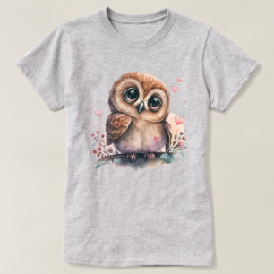Eulenillustration umgeben von Herzen und Blüten T-Shirt