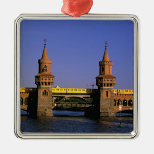 Europa, Deutschland, Berlin. Kreuzberg, Oberbaum Ornament Aus Metall