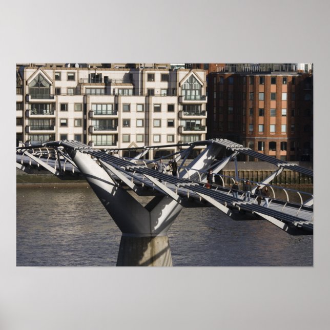 Europa, ENGLAND, London: Blick auf das Millenium Poster (Vorne)