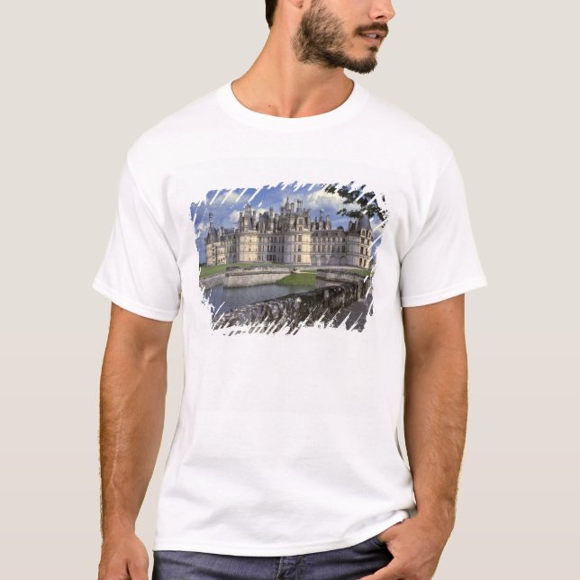 Europa, Frankreich, Chambord. Imposantes Schloss T-Shirt (Vorderseite)