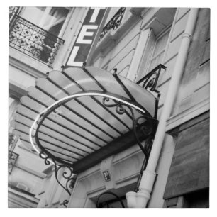 Europa, Frankreich, Paris. Angaben zum  Bankhotel Fliese