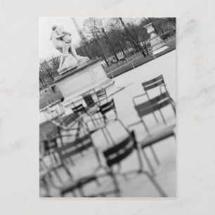 Europa, Frankreich, Paris. Stühle, Jardin du Postkarte
