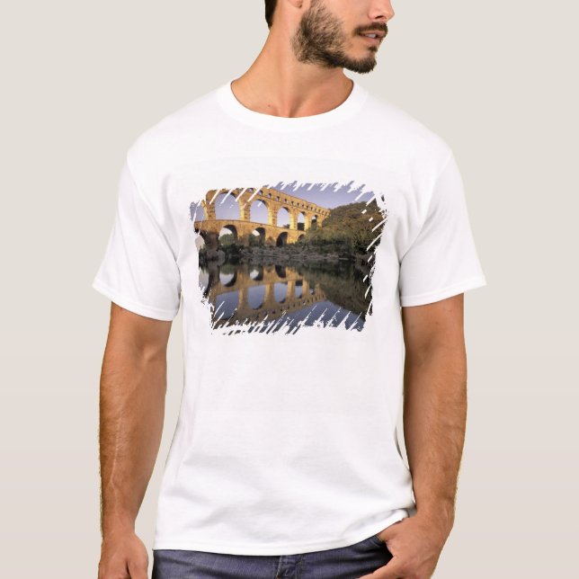 Europa, Frankreich, Provence, Gard Pont du Gard T-Shirt (Vorderseite)