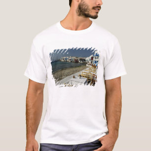 Europa, Griechenland, Mykonos. Die Aussicht aufs M T-Shirt