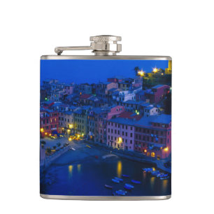 Europa, Italien, Cinque Terre, Vernazza. Hanglage Flachmann