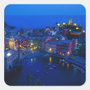 Europa, Italien, Cinque Terre, Vernazza. Hanglage Quadratischer Aufkleber