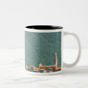Europa, Italien, Ligurien, Riviera di Ponente, 3 Zweifarbige Tasse