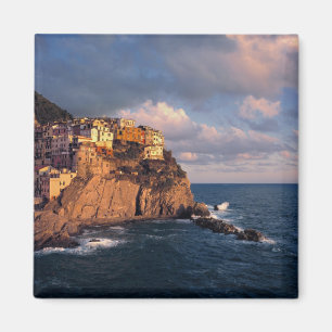 Europa, Italien, Manarola. Die klippengebaute Magnet