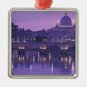 Europa, Italien, Rom. St. Peter und Ponte Sant Ornament Aus Metall