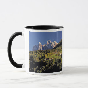 Europa, Italien, San Pietro. Die Wiege scheint Tasse