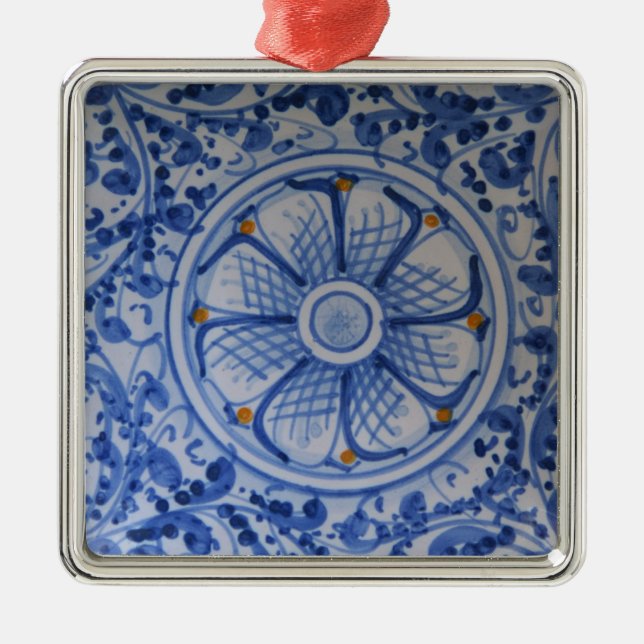 Europa, Italien, Sizilien, Taormina. Traditionell  Silbernes Ornament (Vorne)