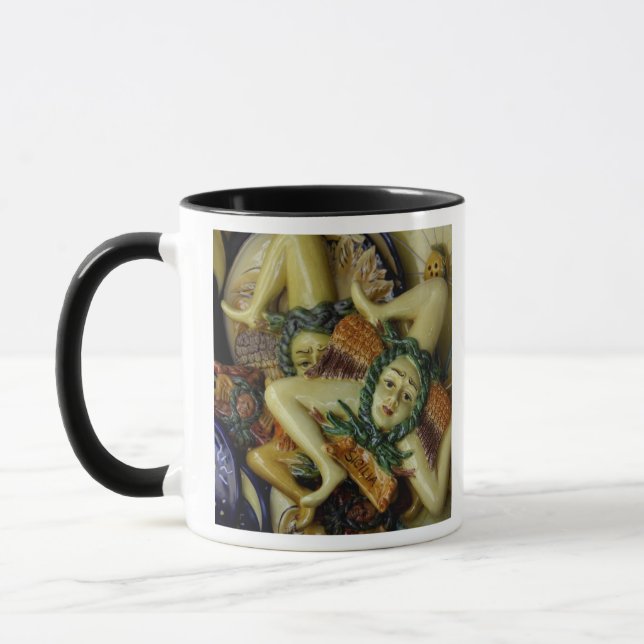 Europa, Italien, Sizilien, Taormina. Traditionell  Tasse (Links)
