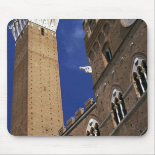 Europa, Italien, Toskana, Siena. Torre del Mousepad