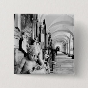 Europa, Österreich, Salzburg. Cherub und Denkmal 2 Button