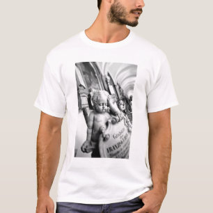 Europa, Österreich, Salzburg. Cherub und Denkmal 3 T-Shirt