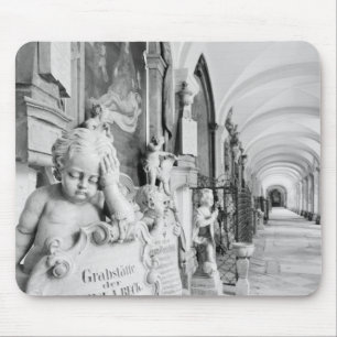 Europa, Österreich, Salzburg. Cherub und Denkmal Mousepad