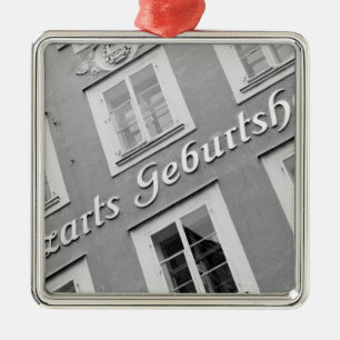 Europa, Österreich, Salzburg. Mozarts Geburtsort Ornament Aus Metall