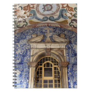 Europa, Portugal, Obidos. Farbige Architektur Notizblock