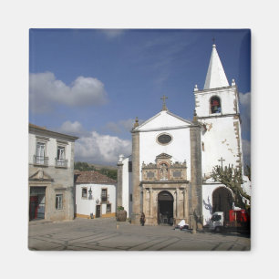 Europa, Portugal, Obidos. Kirche Santa Maria in Magnet