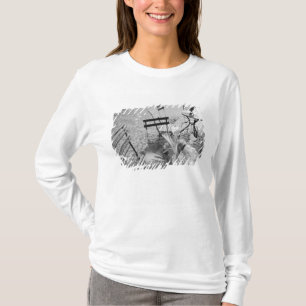 Europa, Schweiz, Luzern. Außencafé-Tisch T-Shirt