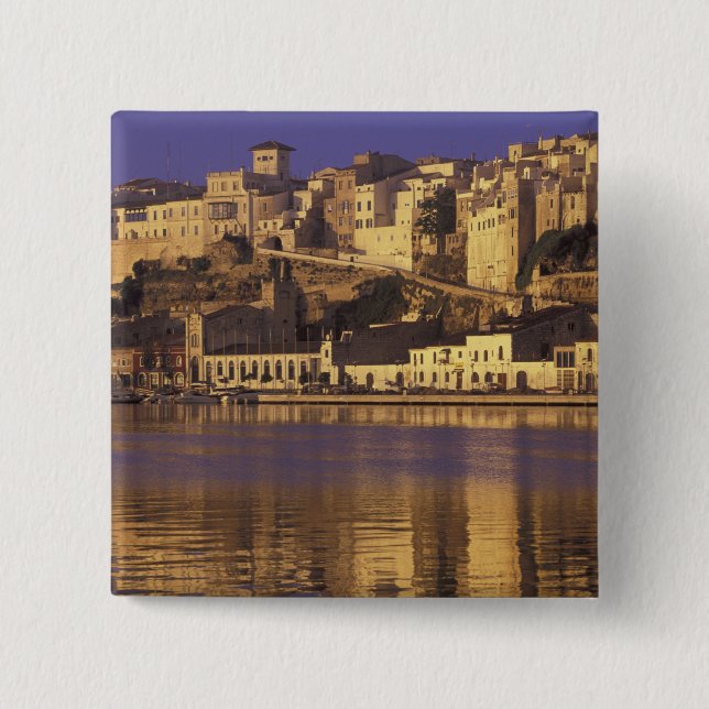 Europa, Spanien, Balearen, Menorca, Mao.Dämmerung Button (Vorderseite)