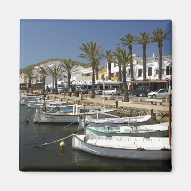 Europa, Spanien, Menorca (auch Menorca). Fischerei Magnet (Vorne)