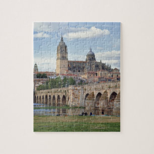 Europa, Spanien, Salamanca. Die römische Brücke Puzzle