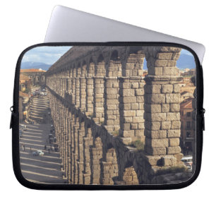 Europa, Spanien, Segovia. Spätes Licht wirft Schat Laptopschutzhülle