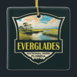 Everglades Nationalpark Illustration Keramikornament<br><div class="desc">Everglades Vektorgrafik Design. Der Park besteht aus Mangroven an der Küste,  Sägerwiesen und Kiefernwäldern,  die für Hunderte von Tierarten Zuhause sind.</div>