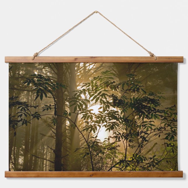 Evergreen Forest | Oregon Coast Wandteppich Mit Holzrahmen (Vorne)