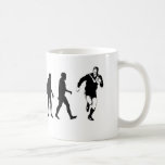Evolution Rugby Tasse<br><div class="desc">Ein tolles Geschenk für einen tollen Rugby-Spieler. Rugby an die Spitze des evolutionären Baumes zu bringen.</div>