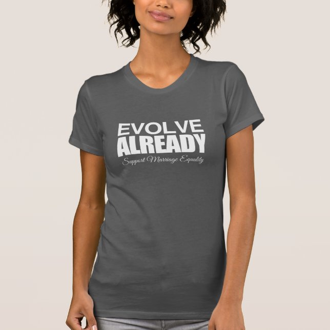EVOLVE BEREITS -.png T-Shirt (Vorderseite)