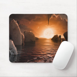 Exoplanet Trappist-1f von der Icy Night Seite. Mousepad