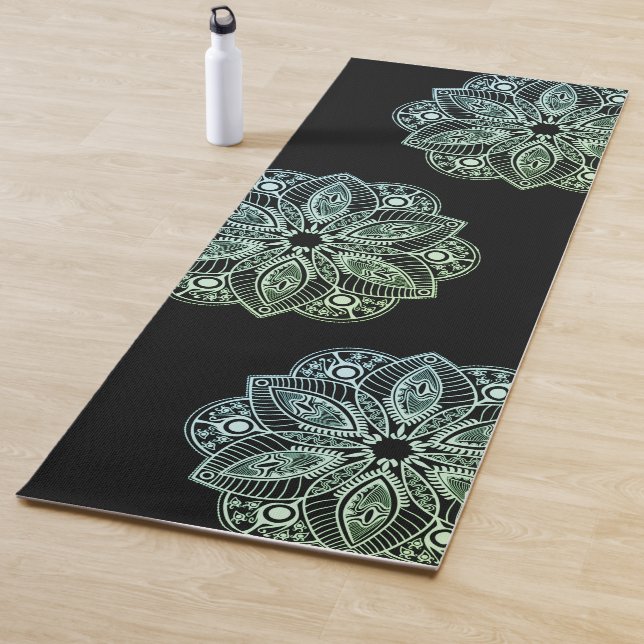 Exotic Tribal Green Gradient Mandala Yogamatte (Beispiel)